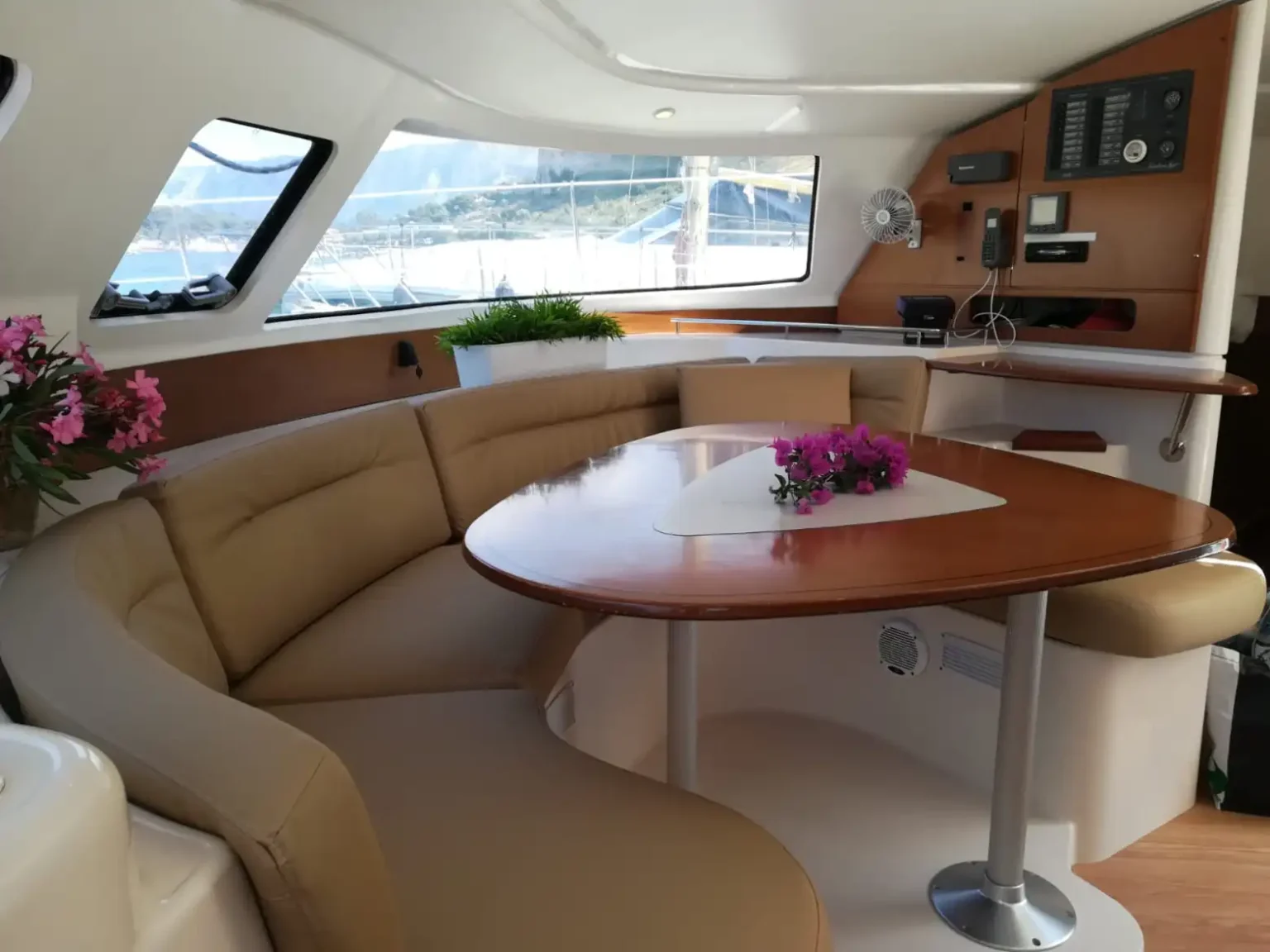 fountaine pajot lavezzi 40